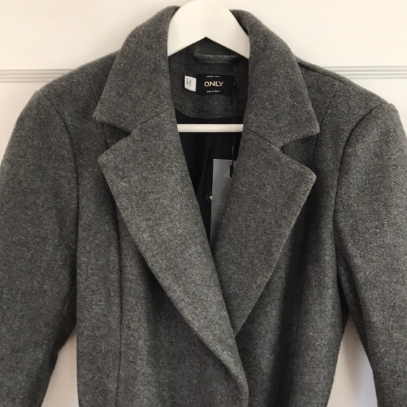 Pretty grey coat - staple must have piece - Picture 3 of 12